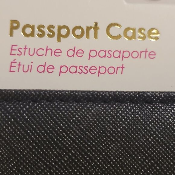 PASSPORT WALLET CREDIT CARD MAGENETIC CLOSE HOLDER COVER UPGRADE ME NEW NWT - Picture 12 of 13
